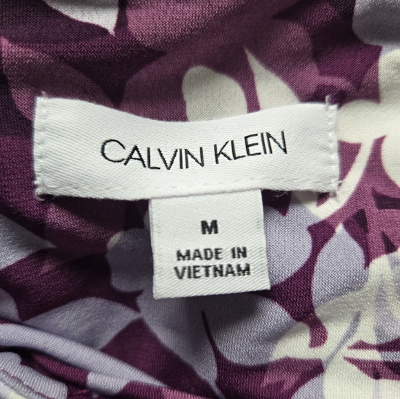 Calvin Klein sleeveless blouse, floral aubergine and lilac size M - Picture 2 of 4